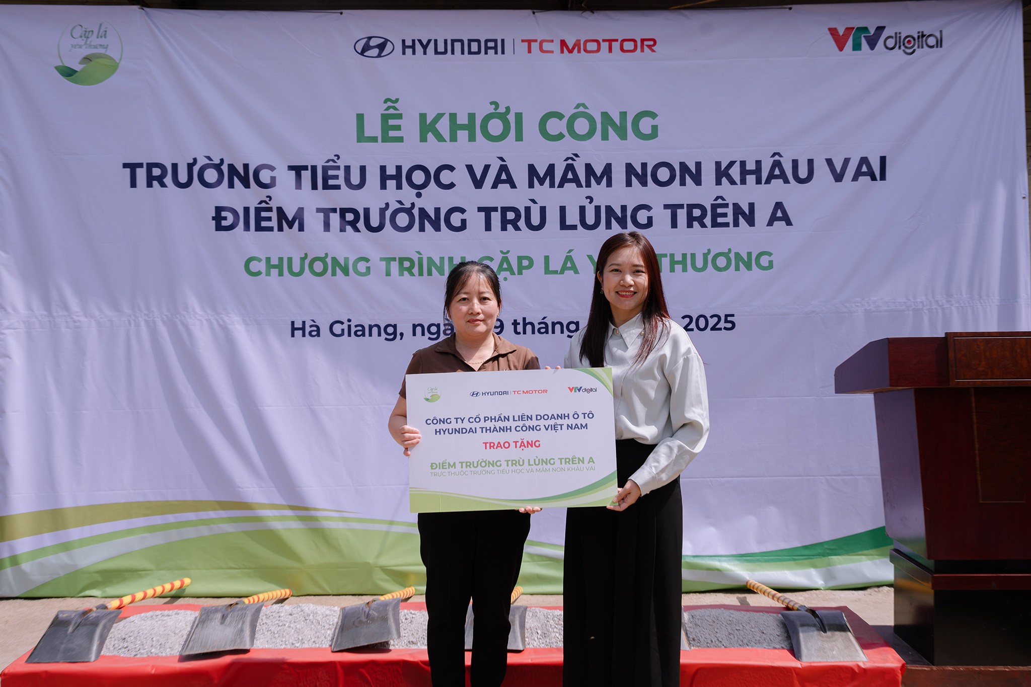 Hyundai Thành Công Việt Nam cùng “Cặp Lá Yêu Thương” khởi công xây dựng điểm trường Trù Lủng Trên A
