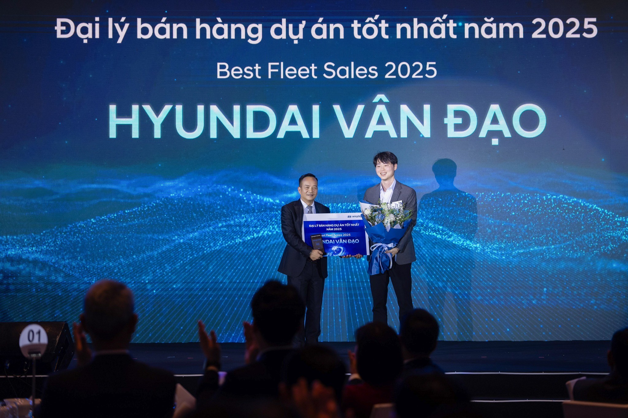 HTCV tổ chức Hội nghị đại lý & Lễ trao giải đại lý xuất sắc nhất năm 2025