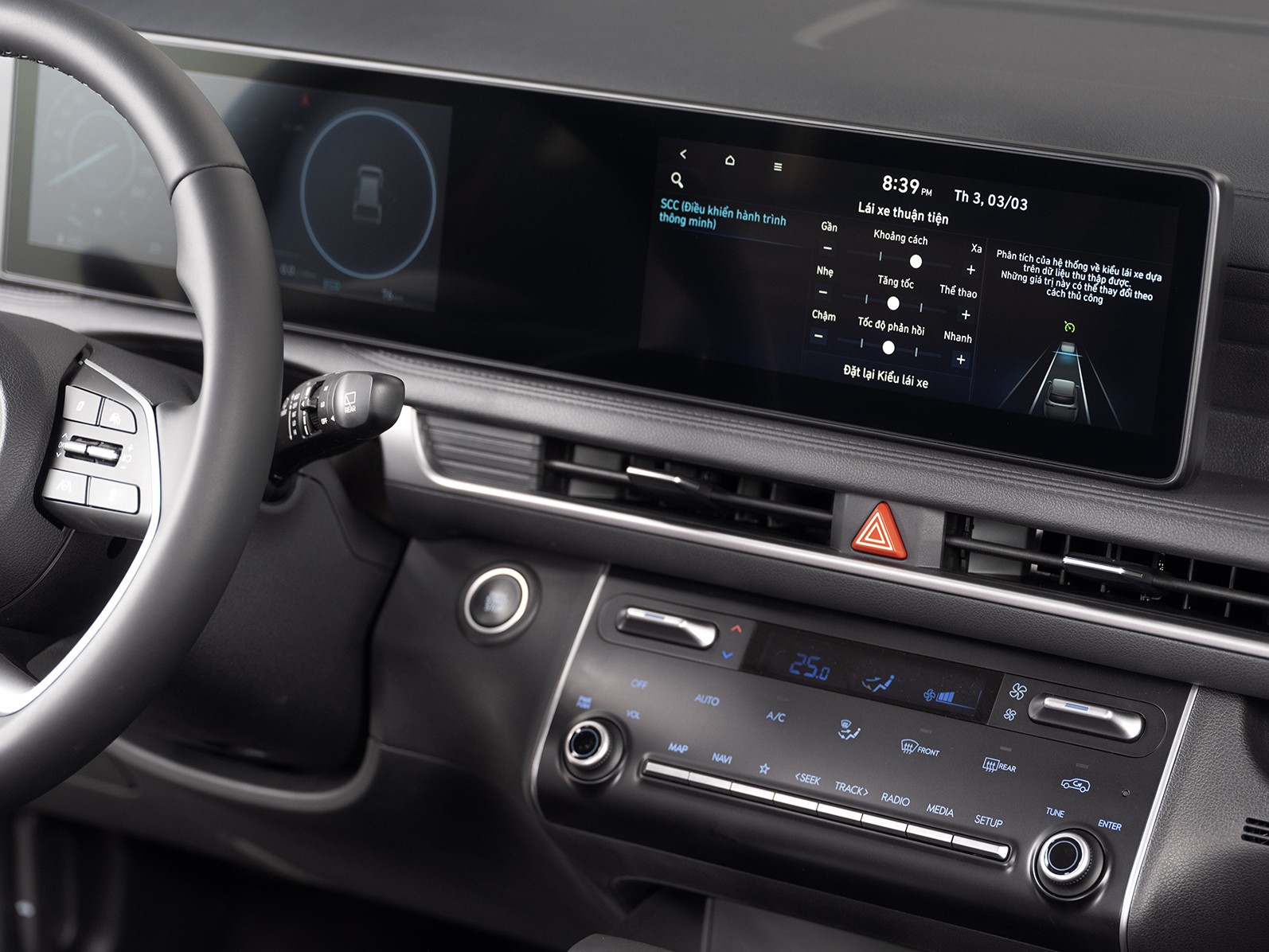 Hyundai Thành Công Việt Nam chính thức giới thiệu Stargazer mới