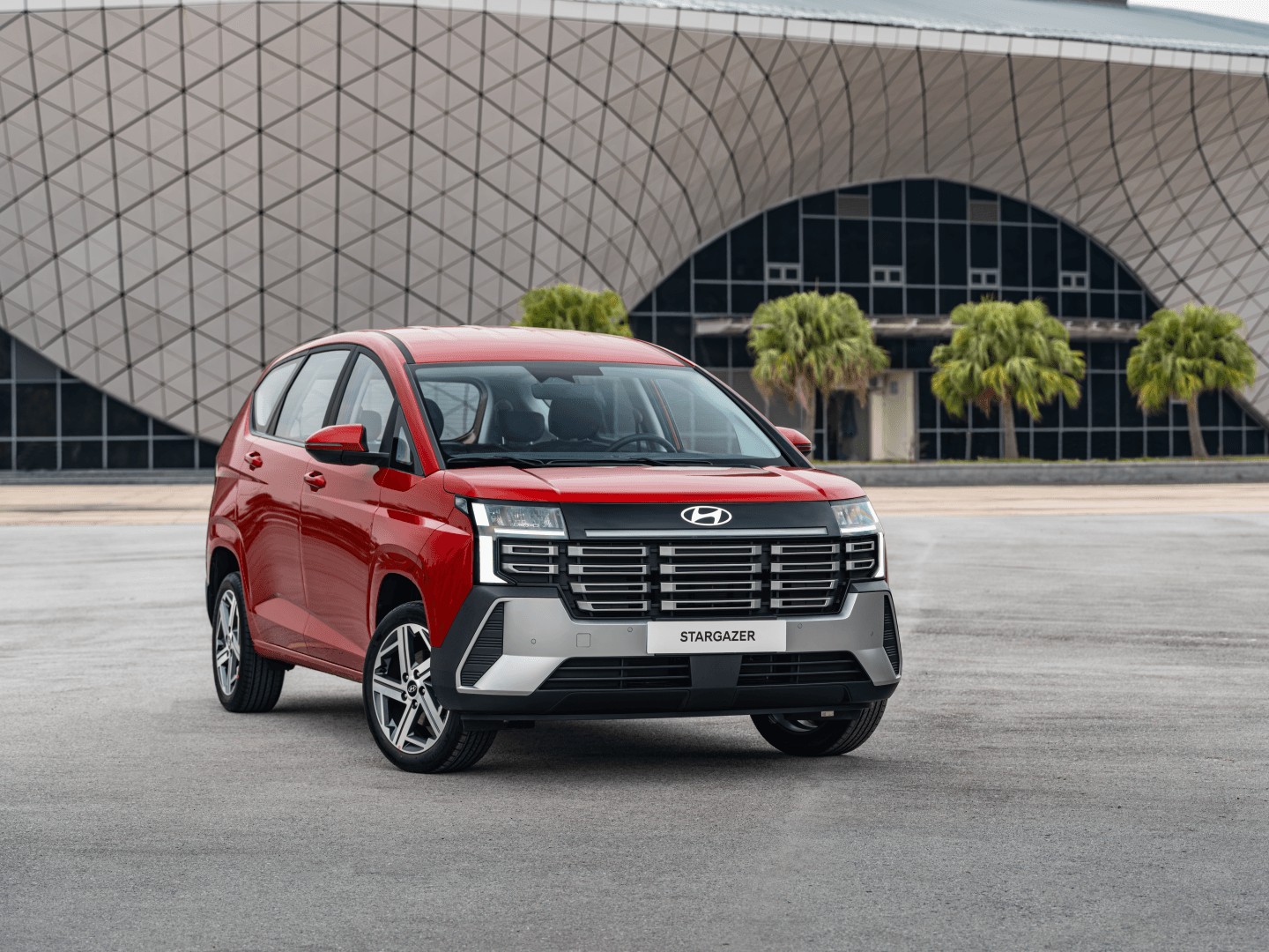 Hyundai Thành Công Việt Nam chính thức giới thiệu Stargazer mới