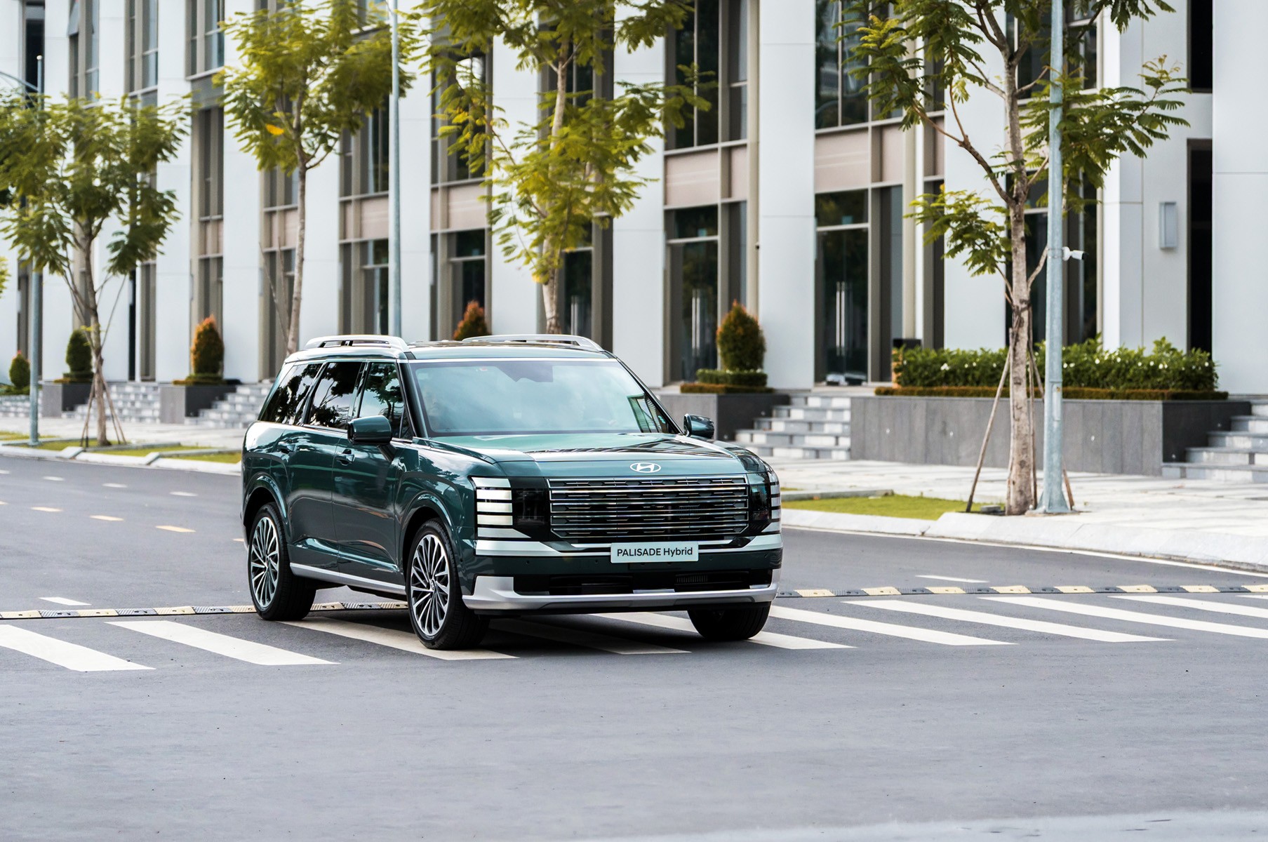 Hyundai Thành Công Việt Nam chính thức công bố giá bán của Hyundai Palisade Hybrid hoàn toàn mới